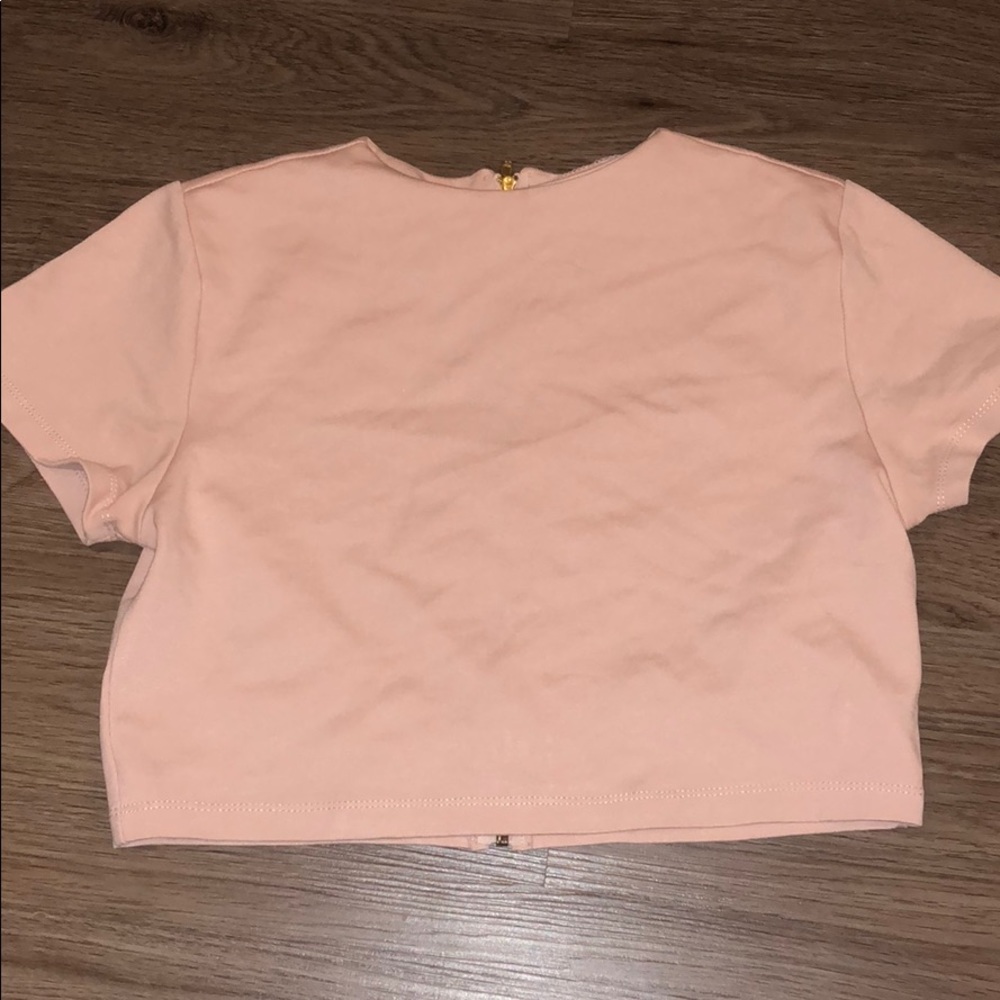 Light pink zip crop top